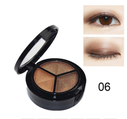 Compact Eyeshadow Kit with Brush